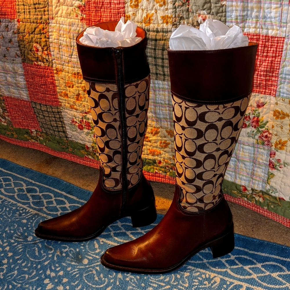 Coach boots
